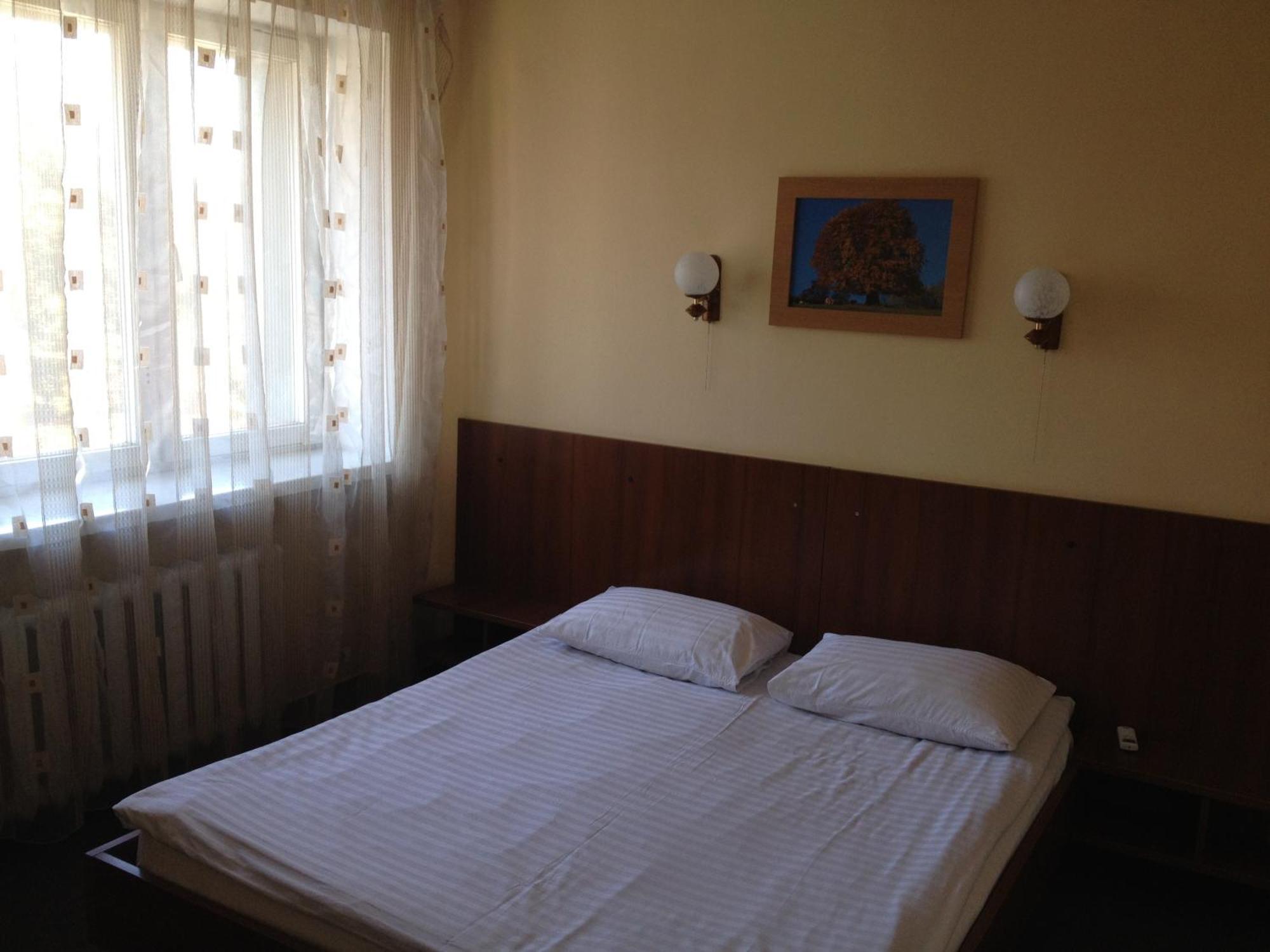 Khmelʼnytsʼkyy Tsentralniy Hotel מראה חיצוני תמונה