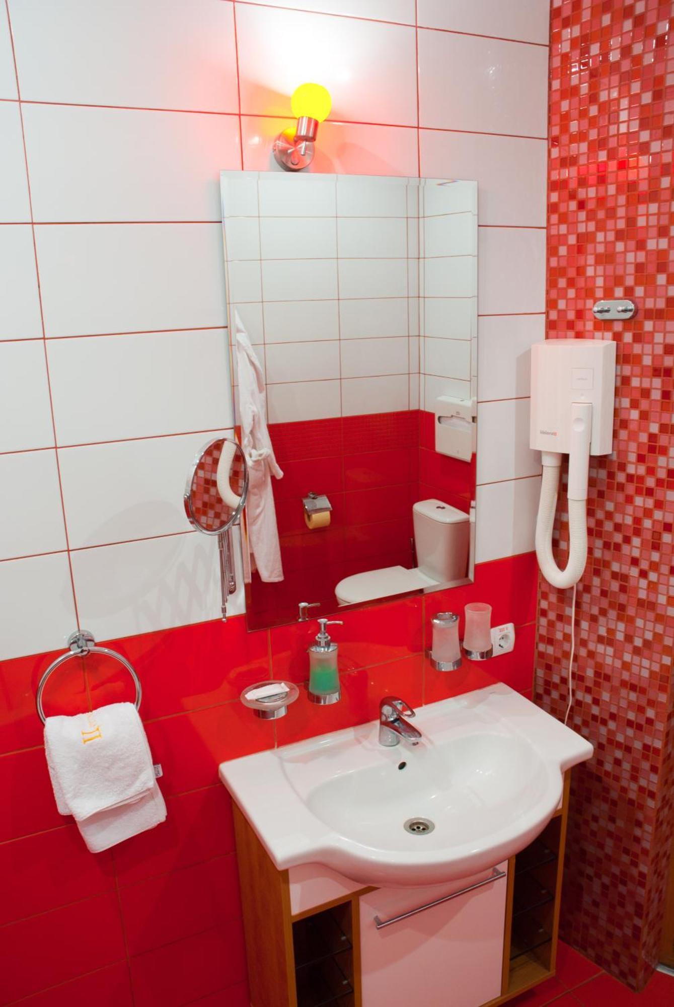 Khmelʼnytsʼkyy Tsentralniy Hotel מראה חיצוני תמונה