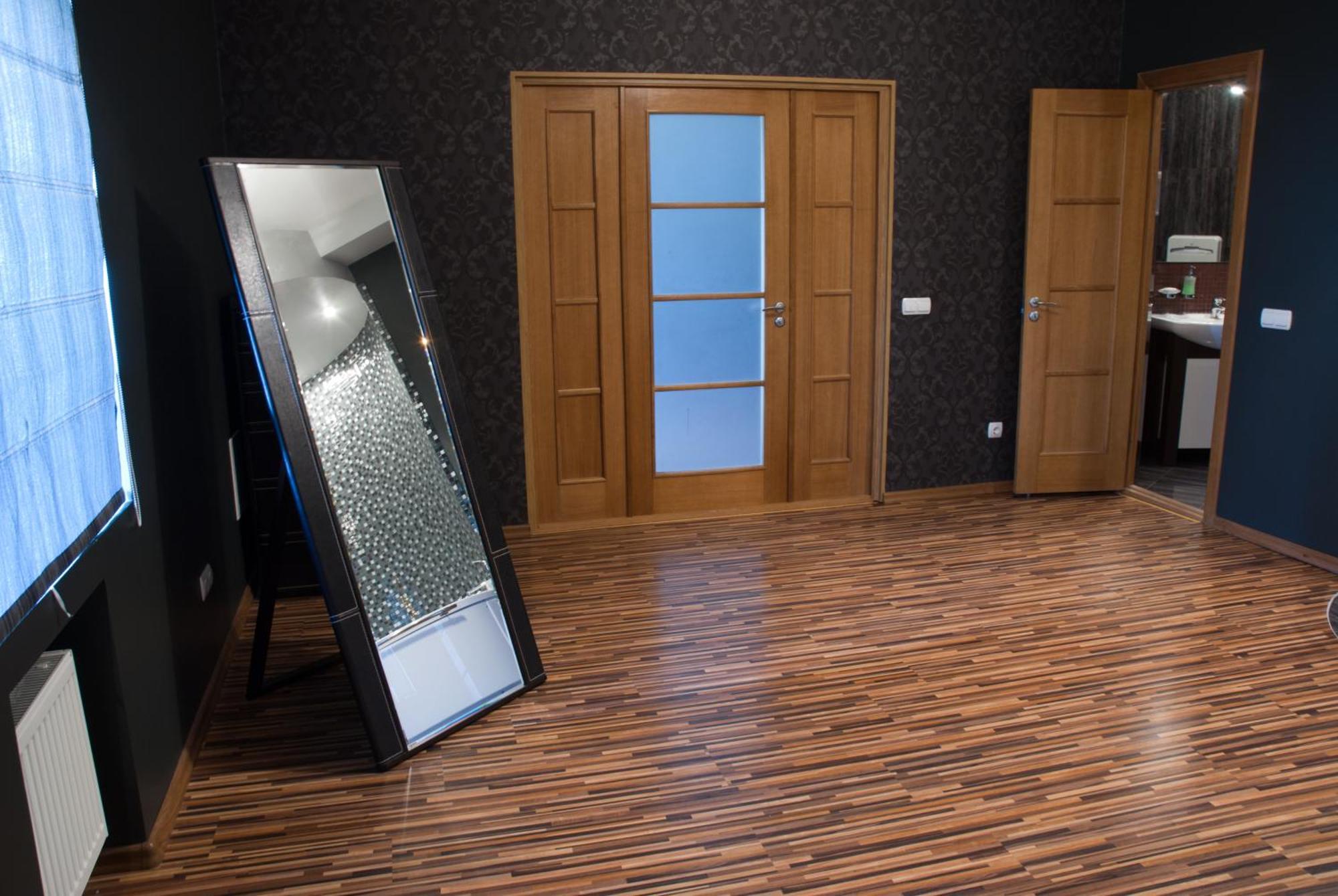 Khmelʼnytsʼkyy Tsentralniy Hotel מראה חיצוני תמונה