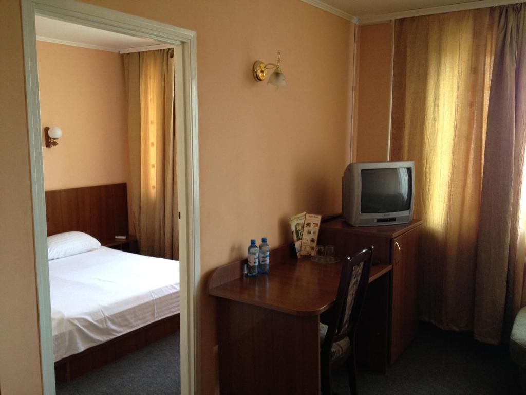 Khmelʼnytsʼkyy Tsentralniy Hotel חדר תמונה