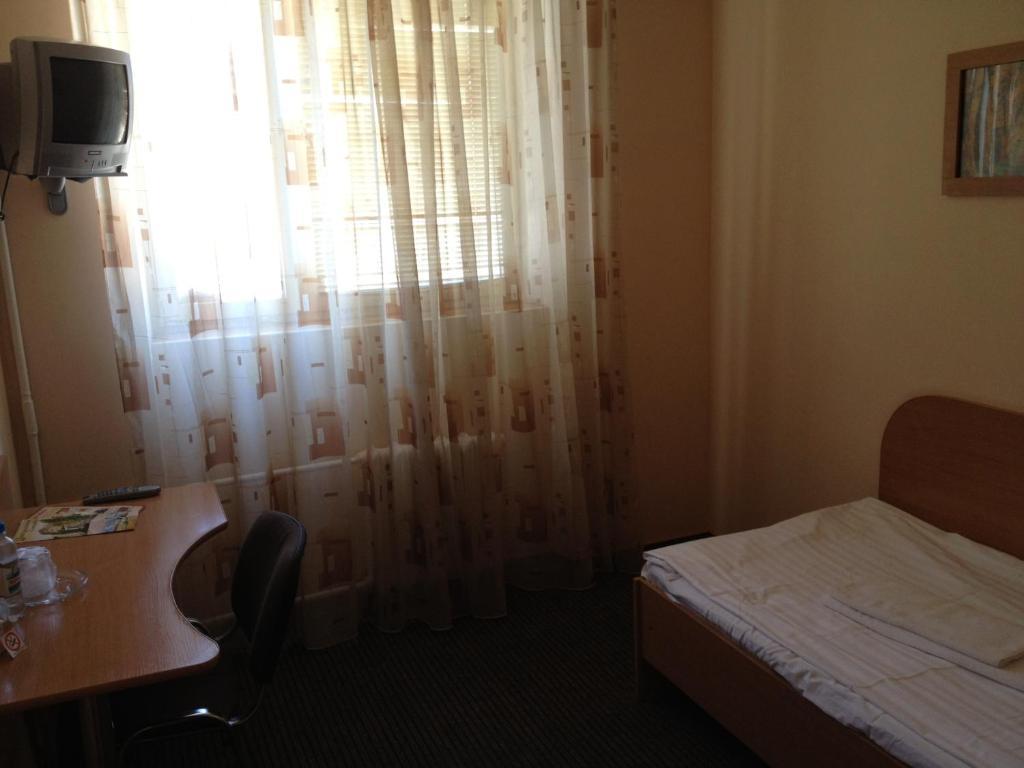 Khmelʼnytsʼkyy Tsentralniy Hotel חדר תמונה