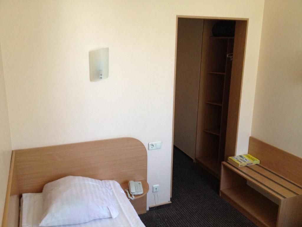 Khmelʼnytsʼkyy Tsentralniy Hotel חדר תמונה